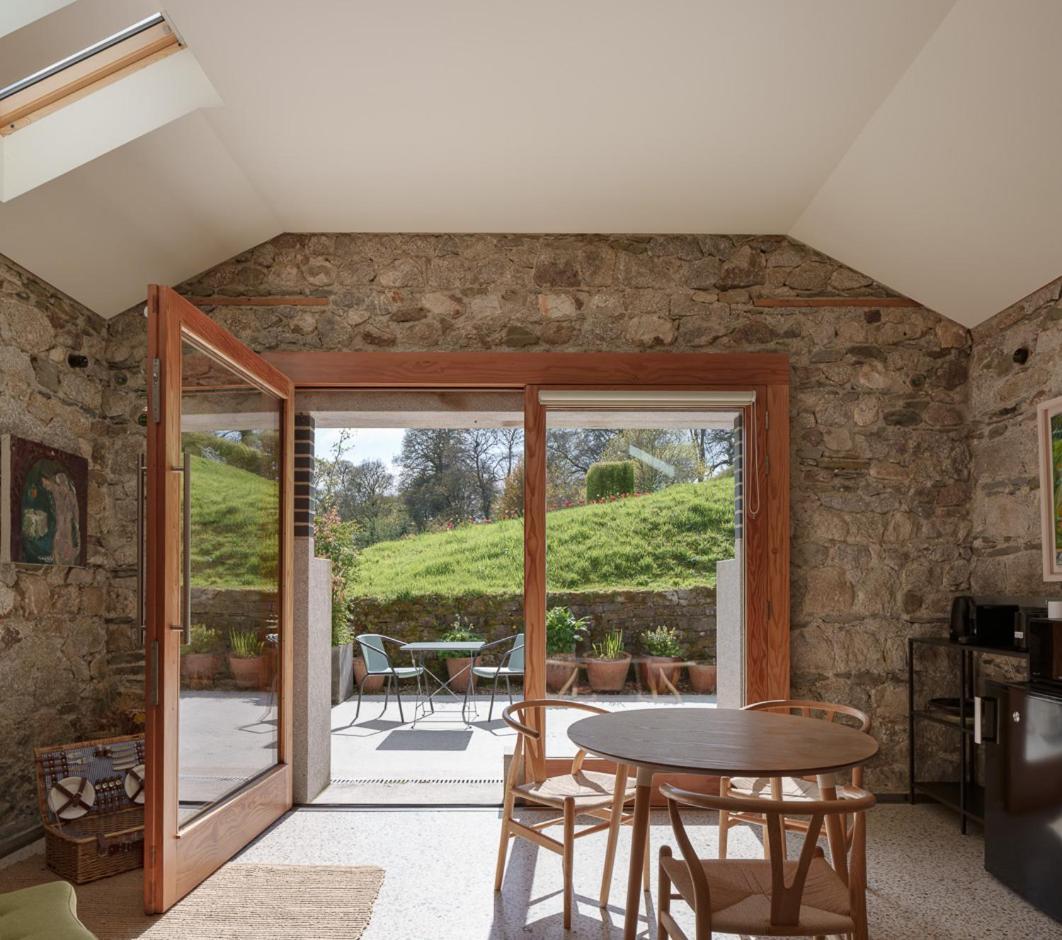 June Blake'S Garden Blessington Buitenkant foto